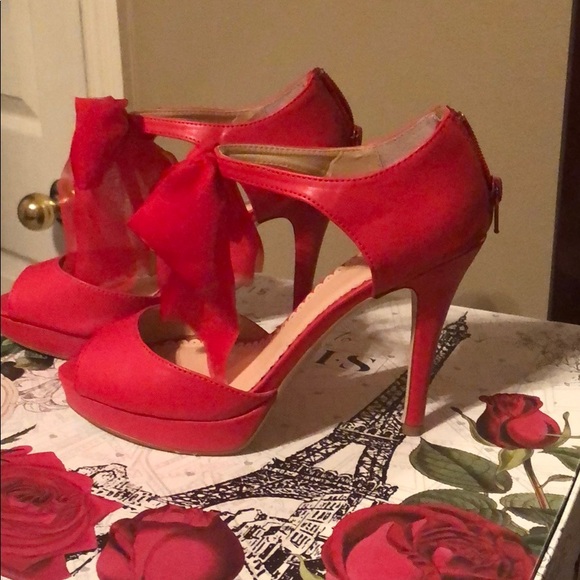 Madison heels - Picture 2 of 3